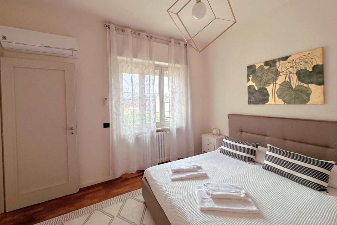 La Casa Di Paola E Betti Apartman Alba Kültér fotó